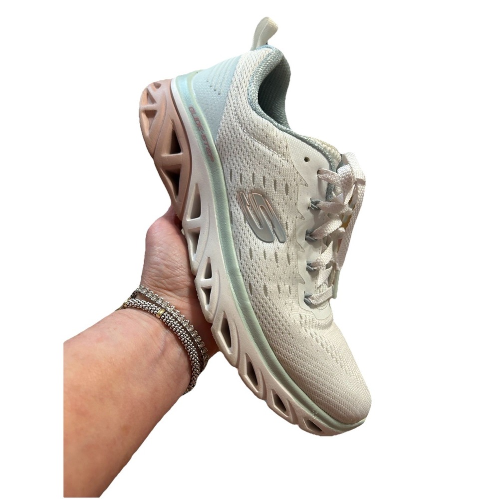 Skechers‎ Glide Step Altus Sneakers Womens 6.5 White Run Train Walking Comfort